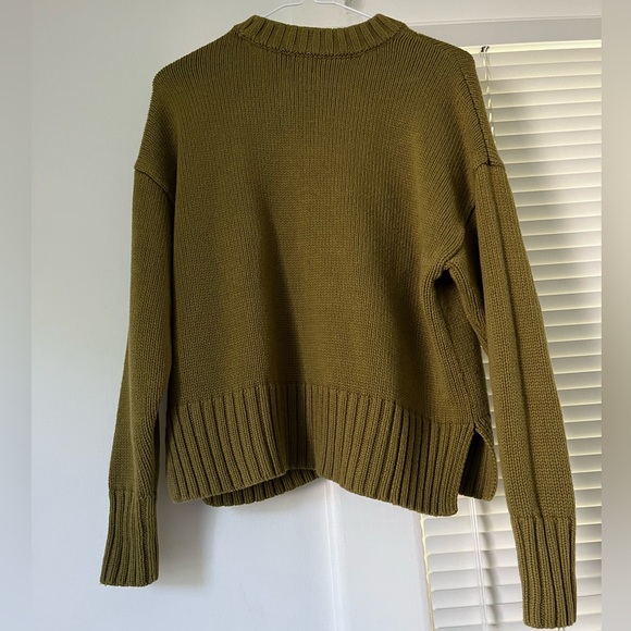 **consigned** A New Day, Olive Colored Oversized Sweater, size small - Picture 4 of 5
